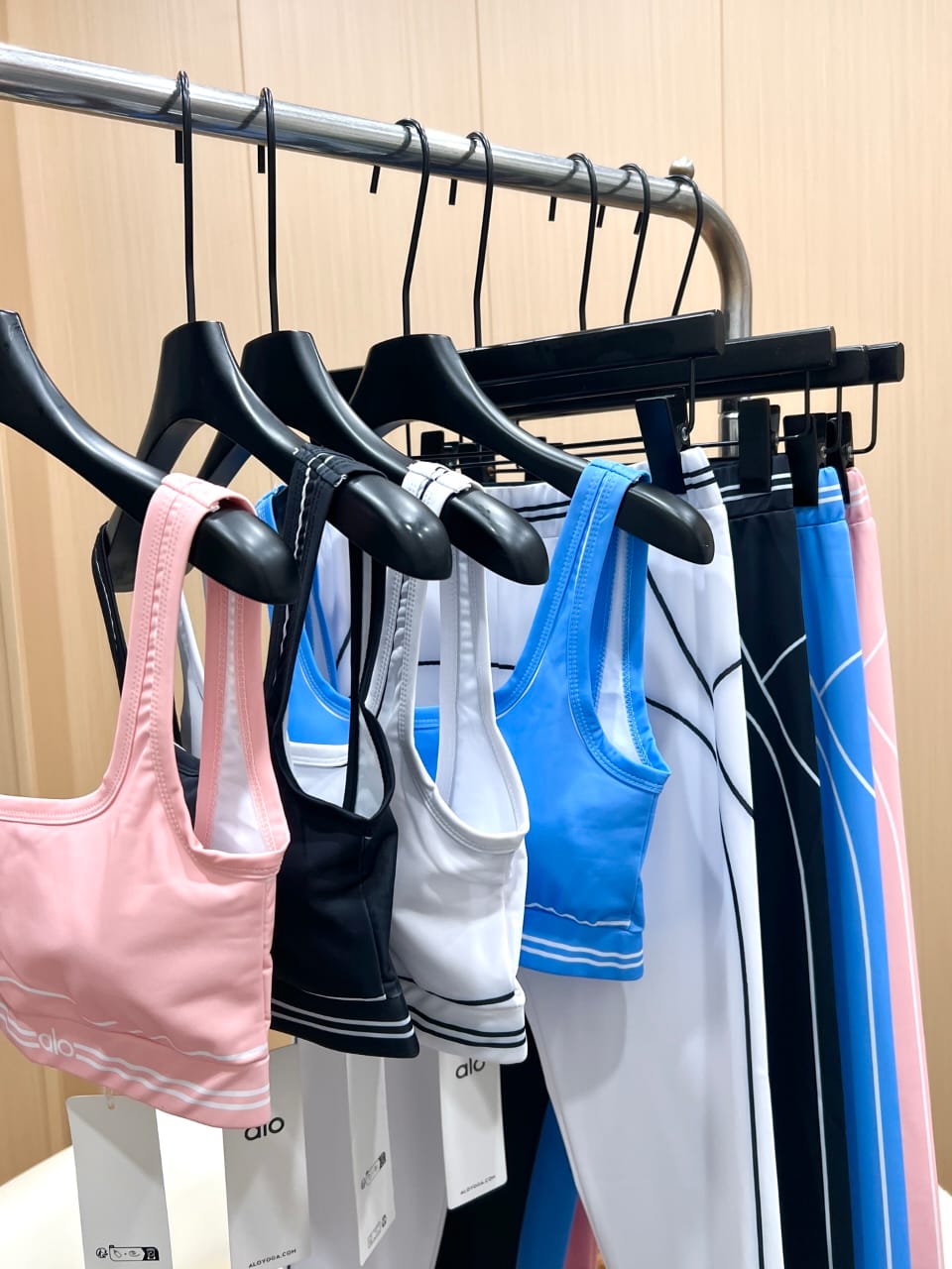 Performance Gym Set with Sports Bra and Leggings