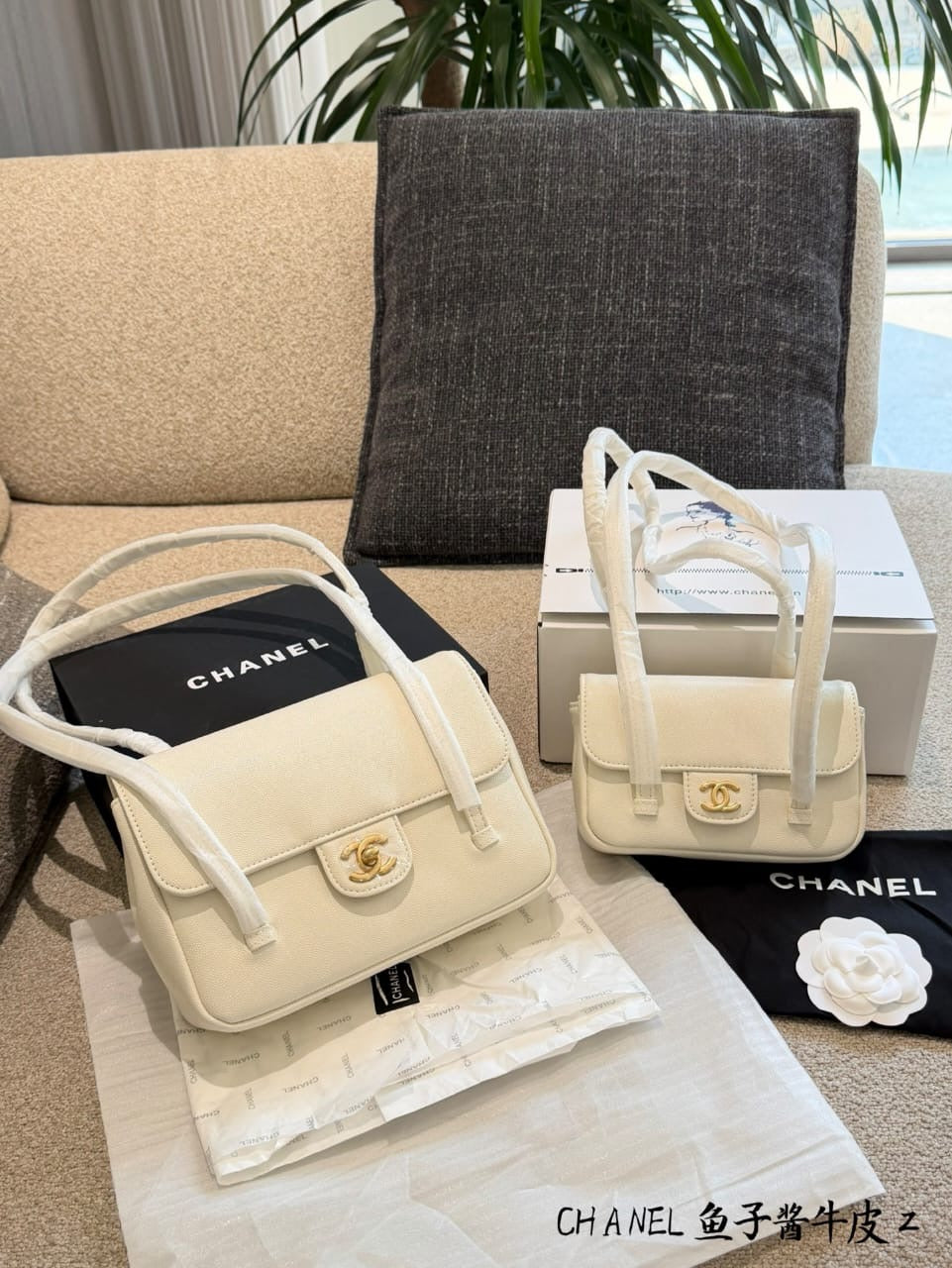 Noir Élégance Bag