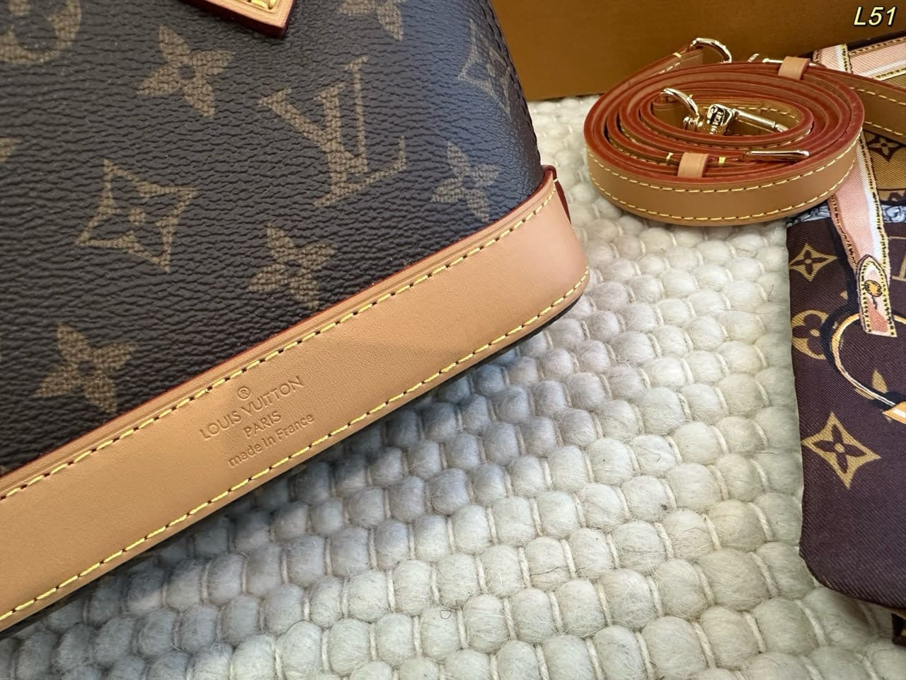 Classic Monogram Alma Handbag